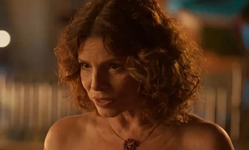 Deodora (Debora Bloch) em No Rancho Fundo (Foto: Reprodução / Globo) 