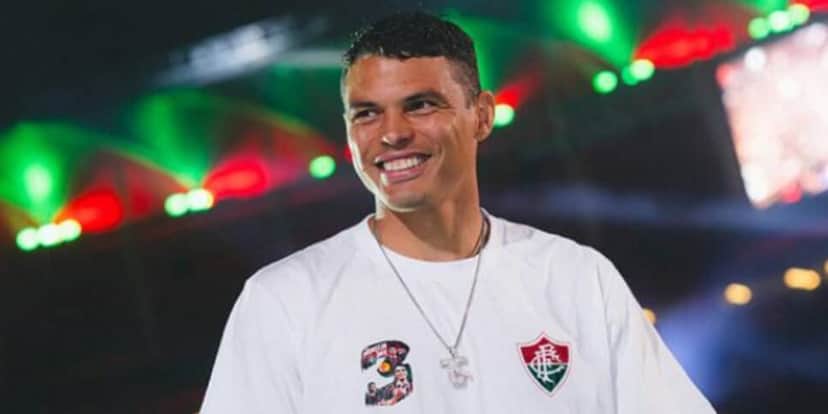 Thiago Silva em apresentação ao Fluminense (Foto: Reprodução/Instagram @thiagosilva) Thiago Silva em apresentação ao Fluminense (Foto: Reprodução/Instagram @thiagosilva)