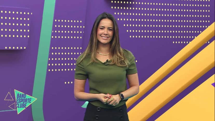 http://tvfoco.uai.com.br/wp-content/uploads/2015/05/Daniela-Mercury.jpg