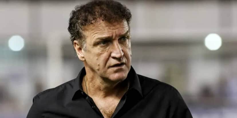 Cuca deve comandar o Santos em 2025 (Foto: Rodrigo Gazzanel/RM Sports) Cuca deve comandar o Santos em 2025 (Foto: Rodrigo Gazzanel/RM Sports)