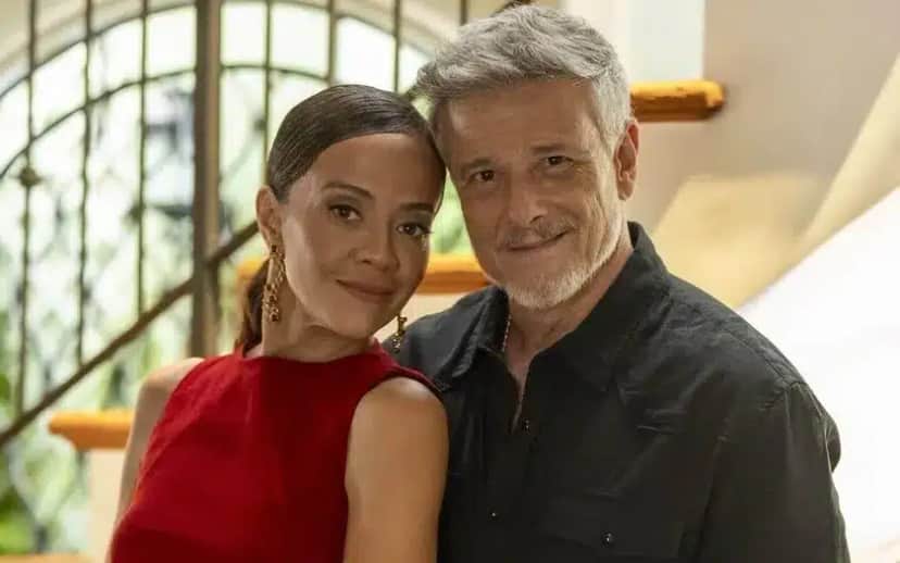 Tânia e Jaques em Dona de Mim (Foto: Reprodução / Globo) Tânia e Jaques em Dona de Mim (Foto: Reprodução / Globo)