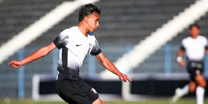 Gui Amorim está próximo de renovar com o Corinthians (Reprodução: Rodrigo Gazzanel) Gui Amorim está próximo de renovar com o Corinthians (Reprodução: Rodrigo Gazzanel)