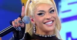 Pabllo Vittar se joga no público, ninguém segura e queda no chão viraliza