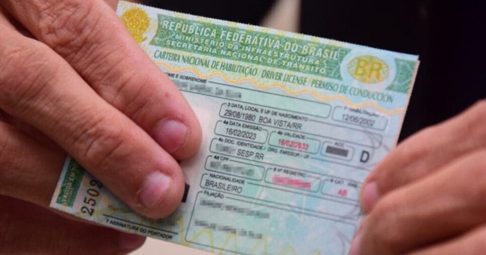 Zema crava maior virada na CNH e péssima notícia chega a mineiros - (Foto: Internet) Zema crava maior virada na CNH e péssima notícia chega a mineiros - (Foto: Internet)