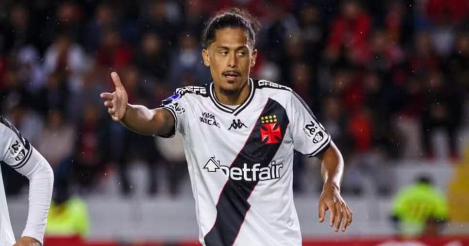 Maurício Lemos em ação pelo Vasco — Foto: Oswald Charca/Eurasia Sport Images/Getty Images
Maurício Lemos em ação pelo Vasco — Foto: Oswald Charca/Eurasia Sport Images/Getty Images