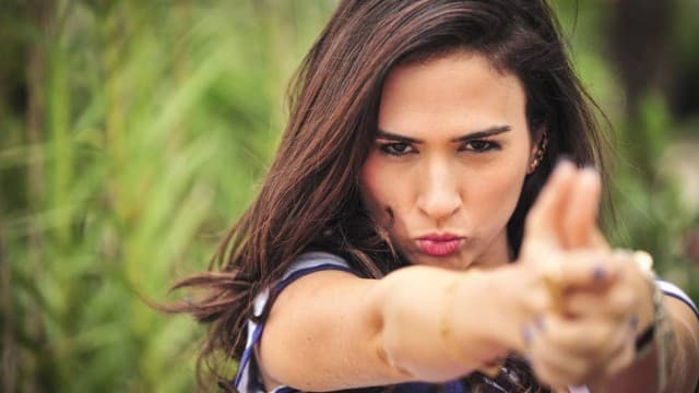 tata-werneck-amor-a-vida-valdirene