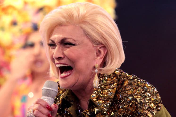  Hebe Camargo: Morena, fã de Roberto Carlos e mãe de filho único, curiosidades nos 90 anos da "Rainha da TV"  