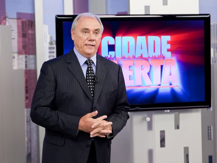 Marcelo Rezende é o apresentador titular do “Cidade Alerta” Marcelo Rezende é o apresentador titular do “Cidade Alerta”
