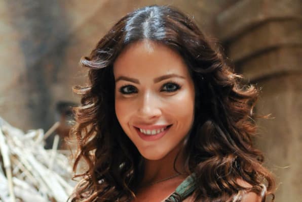 Ex-Record Renata Dominguez sofre preconceito por destaque em novela da Globo