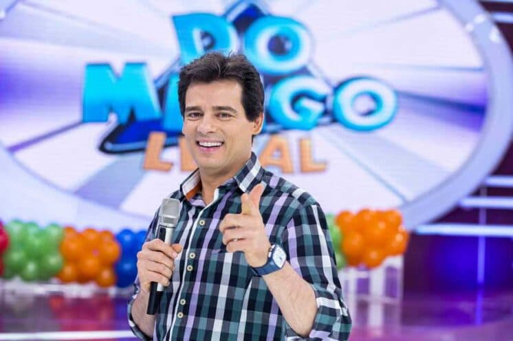 "Domingo Legal" perde para Geraldo mas sobe na audiência; confira os consolidados deste domingo (06/04/14)