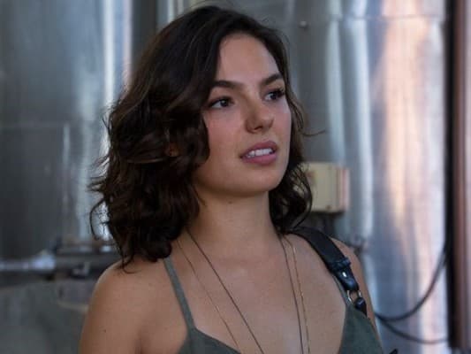 Isis Valverde tenta conseguir papel em novela para affair mexicano