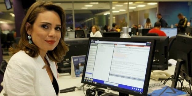 Sheherazade ficará afastada do "SBT Brasil" às vésperas das eleições e causa estranheza em telespectadores