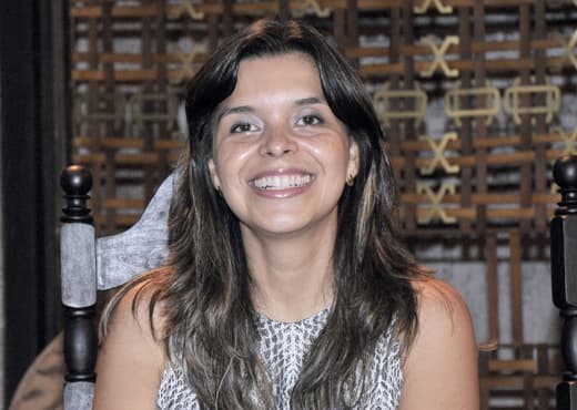 Autora de "Os Dez Mandamentos" prepara nova trama com temática bíblica; saiba detalhes!
