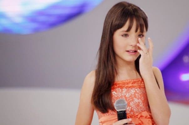 Após férias, Larissa Manoela grava nova produção no SBT