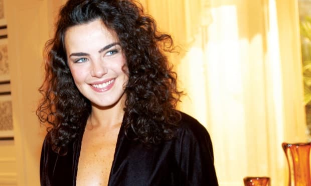 Confira as primeiras fotos de Ana Paula Arósio em sua volta como atriz