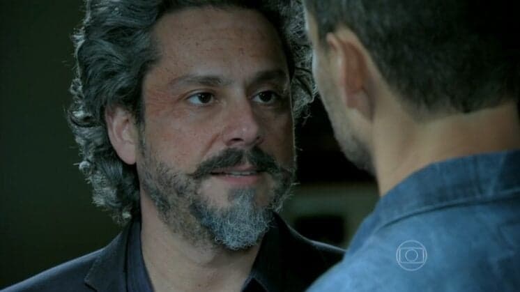 "Império": José Alfredo sofrerá novo atentado e levará três tiros de Maurílio