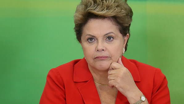 Globo muda programação do final de semana para cobrir votação do Impeachment