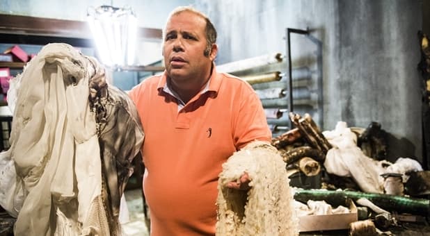 Globo desrespeita seu próprio “Padrão de Qualidade” e ator aparece simultaneamente em duas produções de destaque