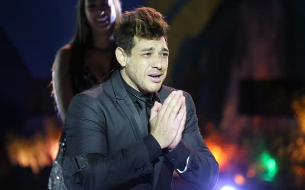 "BBB15": Cézar faz citações de poeta inglês em seu último discurso