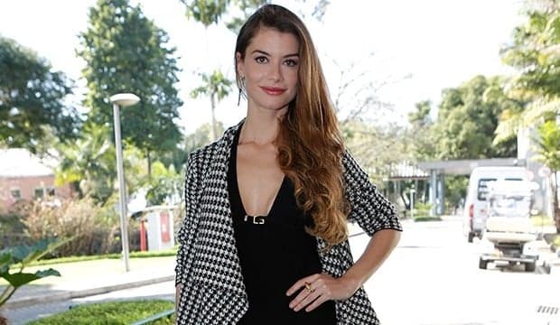 Aline Moraes dispara criticas contra maneira como Walcyr Carrasco está abordando o mundo das modelos em "Verdades Secretas"