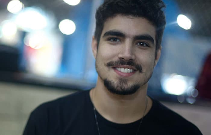 Foto de Caio Castro fazendo Crossfit em academia gera polêmica; saiba porquê!
