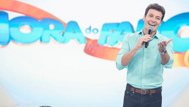 SBT quer Rodrigo Faro, mas deve esperar término de contrato com a Record