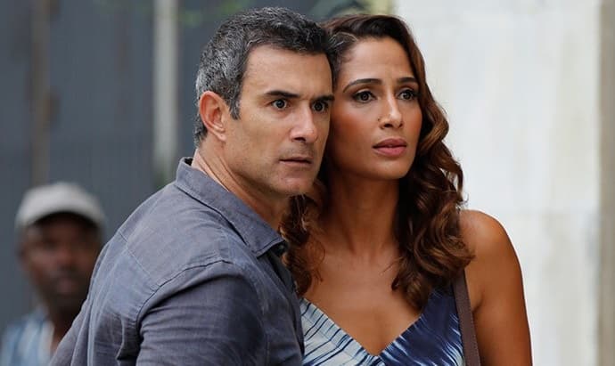 Mais cedo, "Babilônia" despenca em audiência e fica atrás de "Paraisópolis" e telejornal local