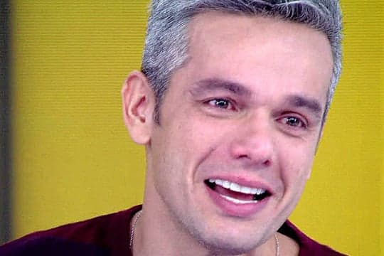 Otaviano Costa completa 43 anos e ganha declaração de amor de Flávia Alessandra