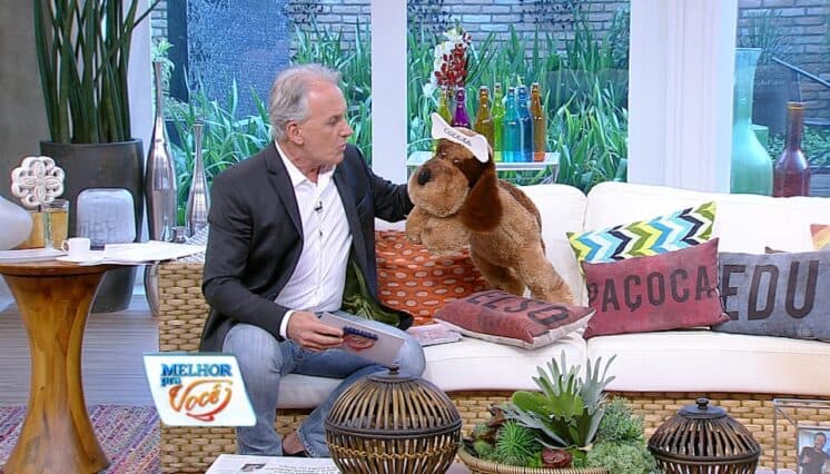 "Adoraria ser gay", dispara apresentador Otávio Mesquita