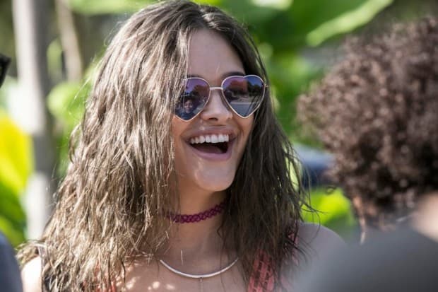 "Não posso ter pudor", diz Juliana Paiva, que está solteira