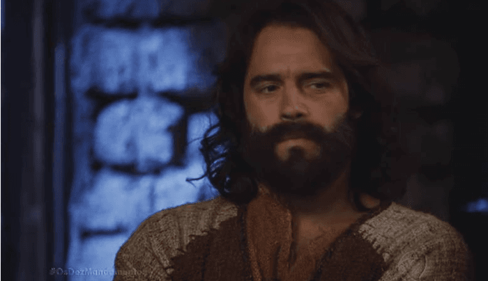 Moisés de "Os Dez Mandamentos" aparece envelhecido para segunda temporada da novela; confira