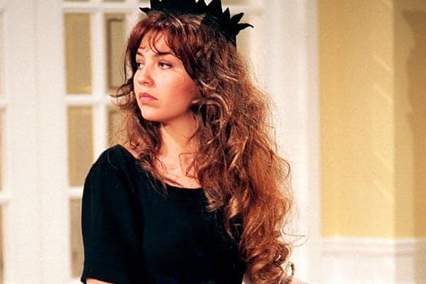 Qual novela foi a mais reprisada pelo SBT: "Marimar" ou "Maria do Bairro"; descubra