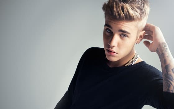 Justin Bieber não paga conta e causa confusão com fãs