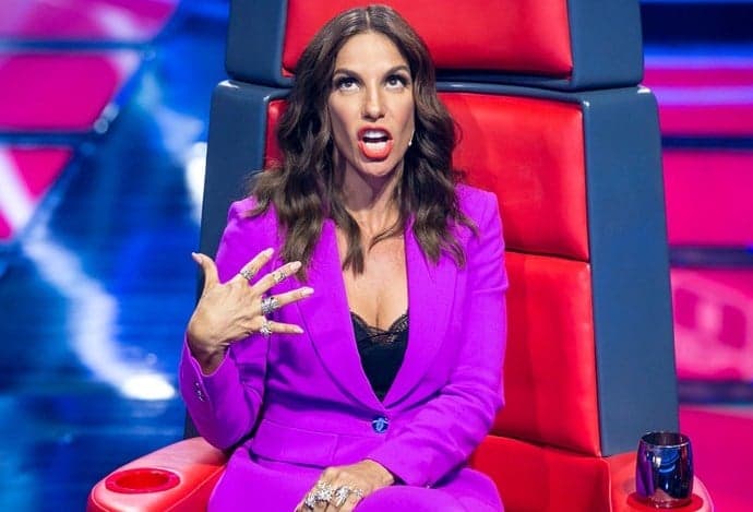 Ivete Sangalo fala sobre o uso do terno roxo no "The Voice Kids"