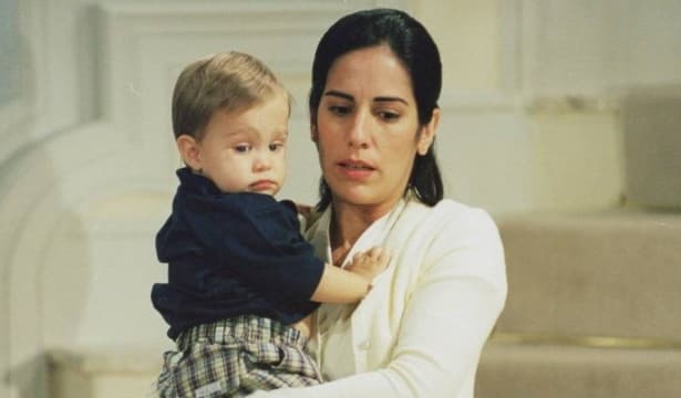 "Anjo Mau" substituirá "Caminho das Índias" no "Vale a Pena Ver de Novo"