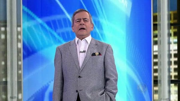 Paulo Henrique Amorim é desligado Domingo Espetacular da Record após detonar Bolsonaro, revolta toma conta e discussão explode