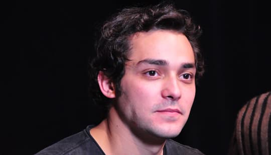 Eduardo Sterblitch abre o jogo e revela que sofre com depressão