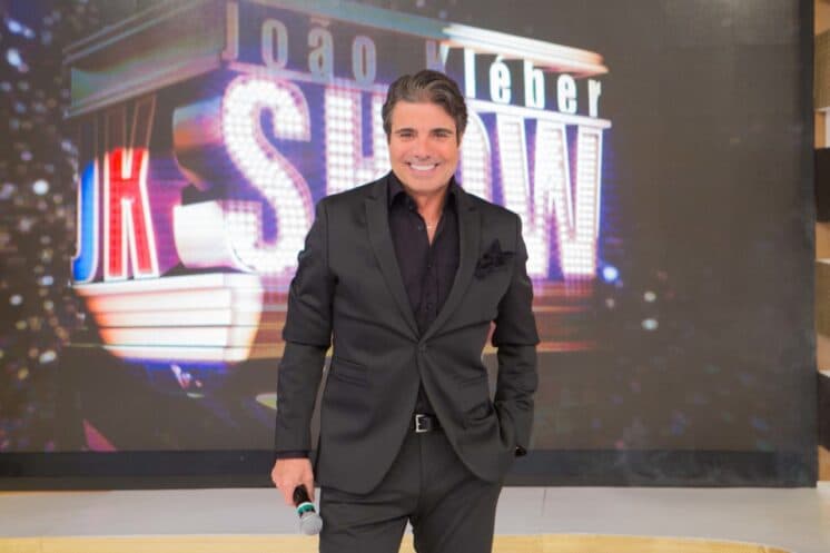 João Kléber se transforma em Freddie Mercury; veja como ficou!