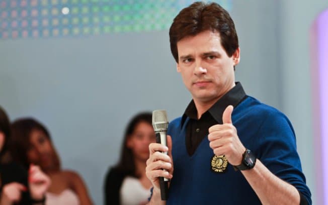 Celso Portiolli recusa sugestão de seguidor em rede social: "Não!"
