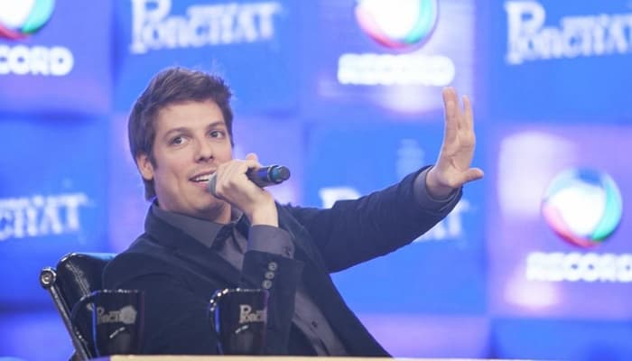 Desde a estreia, Porchat aumenta audiência da Record em 14%; apresentador agora quer a liderança