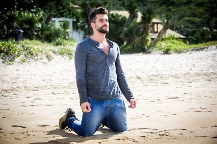 Autor de "Sol Nascente" é internado, Globo corre para fazer mudanças na novela e trama reage