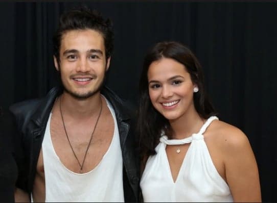 Tiago Iorc volta a falar sobre suposto affair com Bruna Marquezine