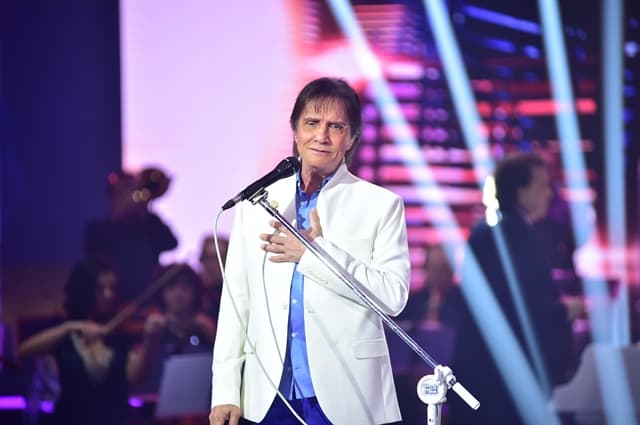 Globo toma atitude quanto ao especial de Roberto Carlos