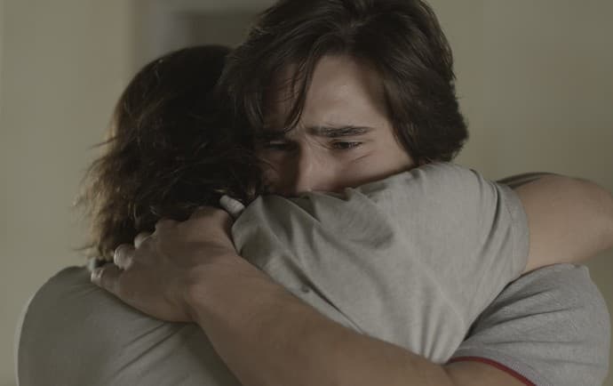 "Rock Story": Após ser humilhado por Diana, Zac tem conversa emocionante com Gui