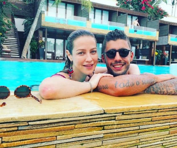 Pedro Scooby publica foto íntima de Luana Piovani na cama