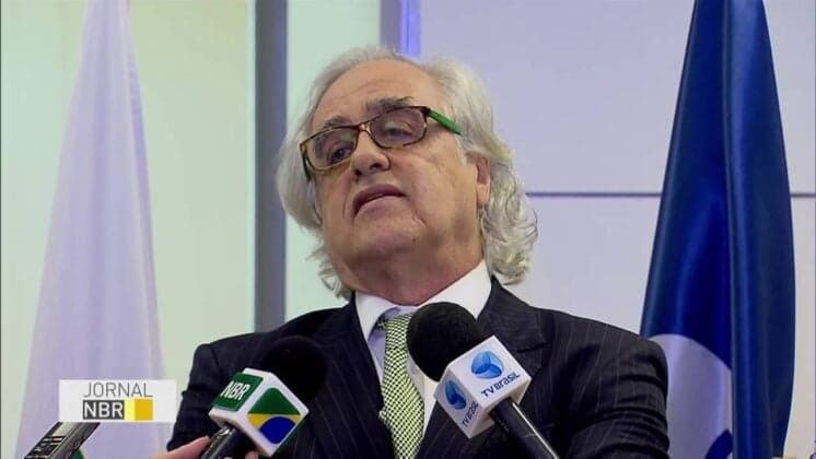 Presidente da TV Brasil afirma que Leda Nagle deu show com demissão