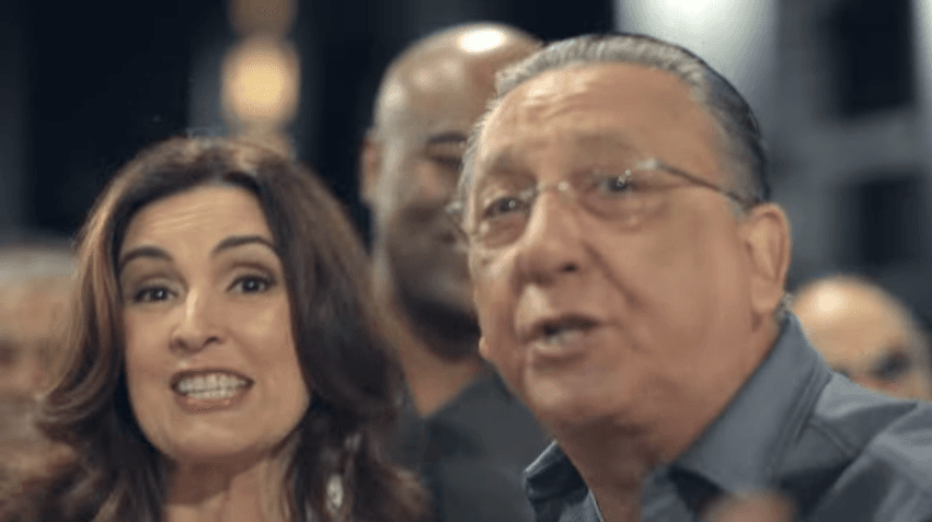 Fátima Bernardes e Galvão Bueno comandam Carnaval e futebol na Globo Fátima Bernardes e Galvão Bueno comandam Carnaval e futebol na Globo