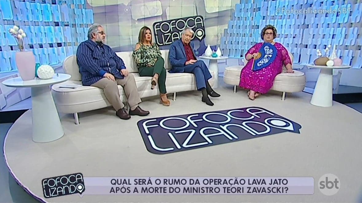 Leão Lobo, Mara Maravilha, Décio Piccinini e Mamma Bruschetta na estreia do "Fofocalizando" (Foto: Reprodução/SBT) Leão Lobo, Mara Maravilha, Décio Piccinini e Mamma Bruschetta na estreia do "Fofocalizando" (Foto: Reprodução/SBT)