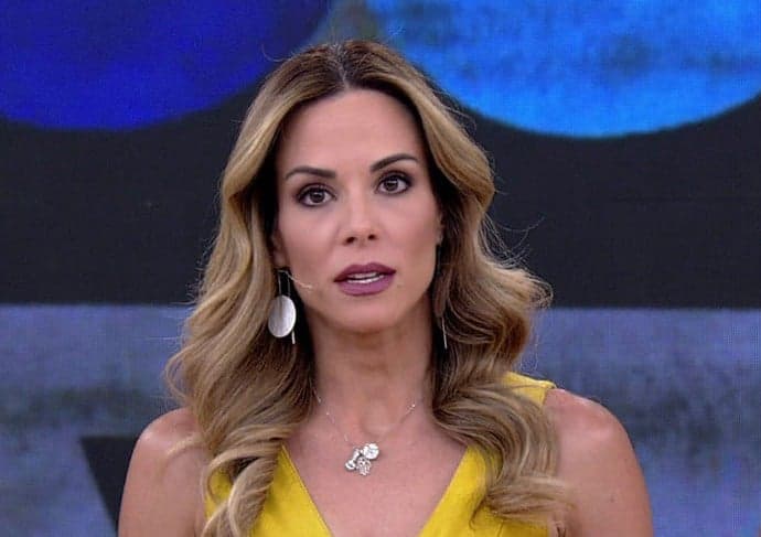 Na lutra contra o câncer, Ana Furtado volta para a Globo, muda visual, mas não consegue se adaptar