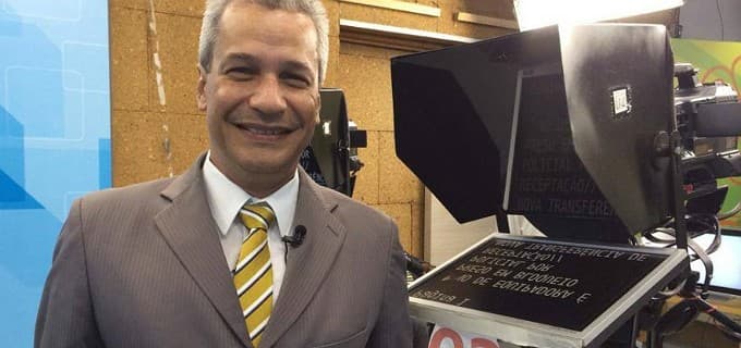"Programa Intervenção" entrevista o apresentador Sikêra Júnior que saiu de um caixão em Alagoas